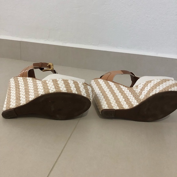 Platform Sandals 💛 - Picture 8 of 8